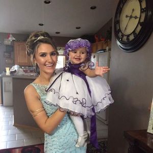 Meet your Posher, Faeza